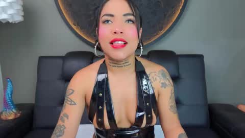 Vaiolette online show from March 12, 11:58 am