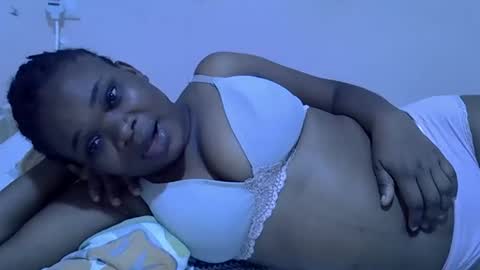 miss_velour online show from April 18, 7:58 pm