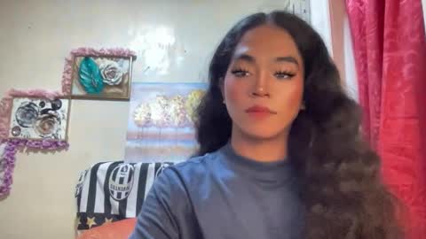 miss_veron_xoxo online show from November 26, 6:15 pm