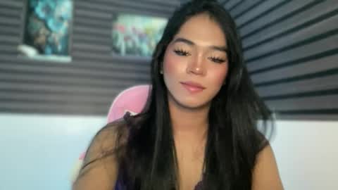 miss_veron_xoxo online show from May 4, 9:43 pm