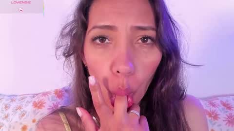 Miss Veronica online show from March 5, 3:18 pm