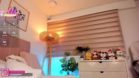 Sara Vanegas online show from November 25, 1:10 pm