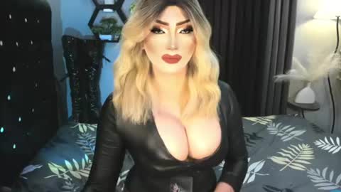 PRIESTESS CHANNEL online show from July 16, 3:32 am
