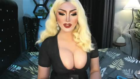 PRIESTESS CHANNEL online show from June 18, 6:57 pm