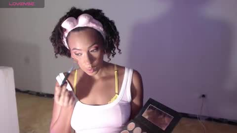 Donna di Diamanti online show from September 17, 12:03 am