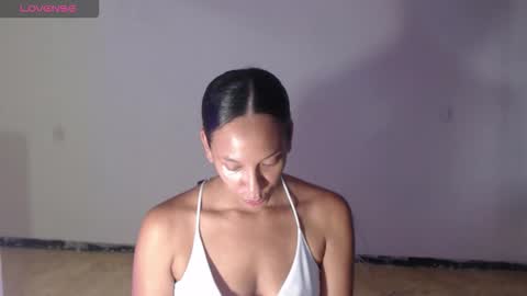 Donna di Diamanti online show from September 23, 9:54 pm