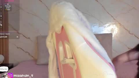 Sami Evan online show from April 14, 1:58 pm