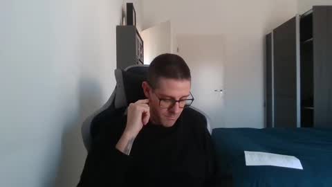 Snapshot of mission_cumpossible chatting on February 2, 10:46 am SperminatoR online show from February 2, 10:46 am