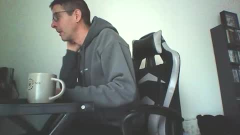 Snapshot of mission_cumpossible chatting on October 21, 7:24 am SperminatoR online show from October 21, 7:24 am