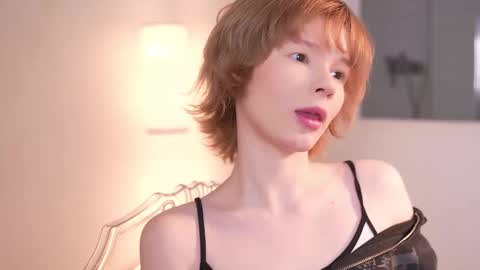 Snapshot of misska__ chatting on October 23, 7:54 am BONYA online show from October 23, 7:54 am