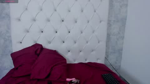 misskarla1 online show from June 24, 2:02 pm