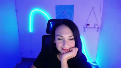 Snapshot of misskristyyy chatting on October 22, 11:56 am Christina online show from October 22, 11:56 am