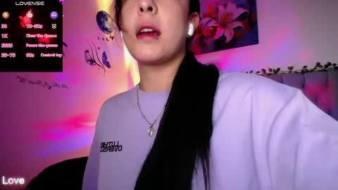 LanaLul  online show from May 31, 11:17 pm