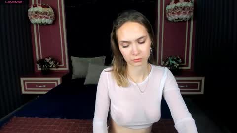 missluu online show from October 1, 12:37 pm