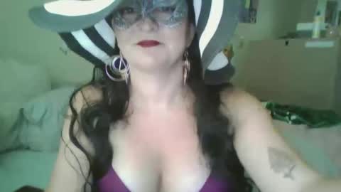 missmaymilf online show from October 17, 4:55 pm