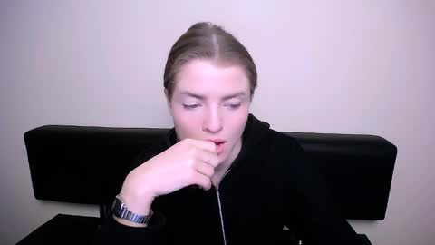 Olivia online show from January 31, 8:43 am