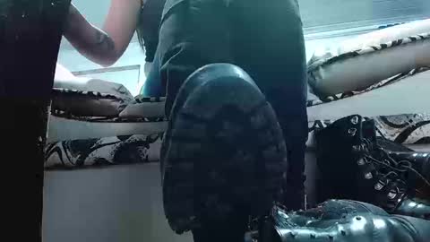 TELL ME MISS online show from September 11, 8:32 pm