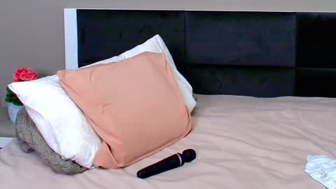 misstayaxxx online show from October 14, 5:54 am