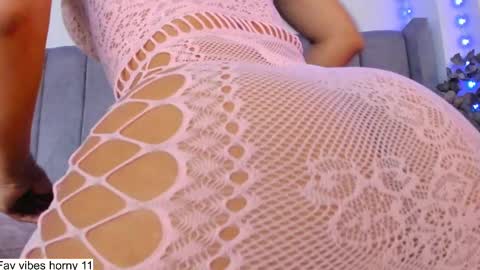 Snapshot of missvioleta_ chatting on October 7, 2:24 pm Violetta online show from October 7, 2:24 pm