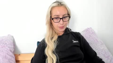 Missy matrix online show from May 20, 9:38 am
