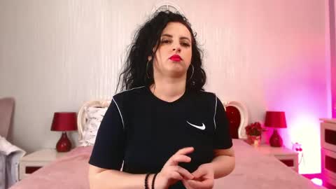 Skye online show from April 9, 6:41 am