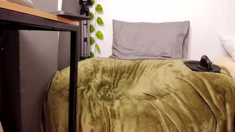 Erik Grey online show from January 27, 4:20 am