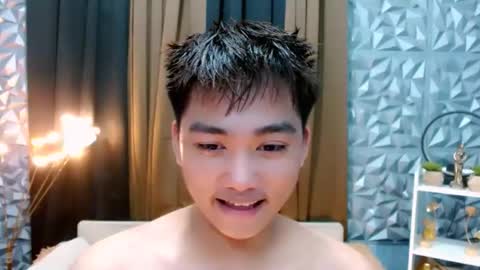 Snapshot of mister_officer chatting on September 25, 9:16 am SAINT SACHI  will make your day  online show from September 25, 9:16 am