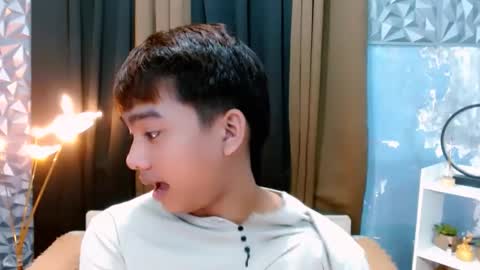 Snapshot of mister_officer chatting on October 9, 1:49 pm SAINT SACHI  will make your day  online show from October 9, 1:49 pm