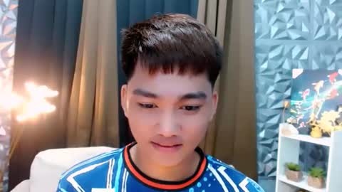 Snapshot of mister_officer chatting on September 10, 2:45 am SAINT SACHI  will make your day  online show from September 10, 2:45 am