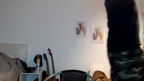 misterleche online show from December 3, 4:24 am