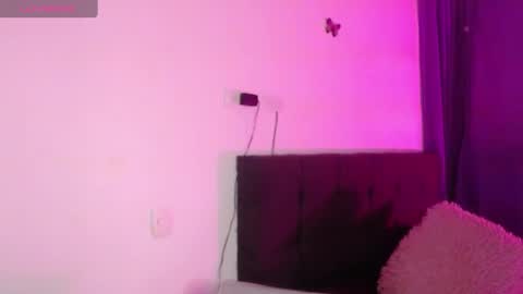 Snapshot of mistress_ditta2 chatting on February 9, 3:11 am       online show from February 9, 3:11 am