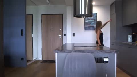 Snapshot of mistress_kasandrra chatting on October 5, 10:56 am Mistress Cassie - Cash online show from October 5, 10:56 am