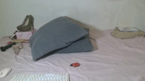 Snapshot of mistressmilly32 chatting on October 5, 9:44 pm mistressmilly32 online show from October 5, 9:44 pm