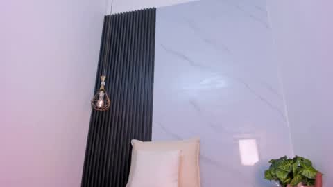 mistt_miaa online show from June 3, 7:08 pm