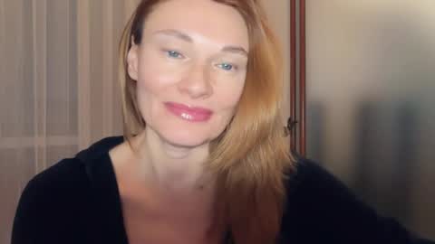 MistyBarnes NONUDE MODEL online show from March 22, 3:05 pm