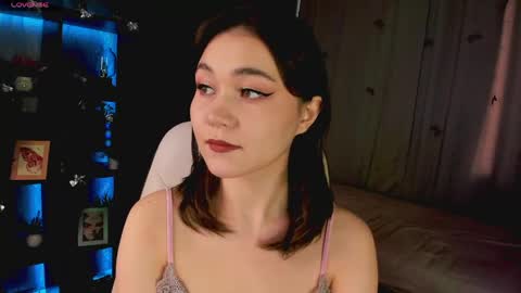 mistylovia online show from March 17, 9:47 am