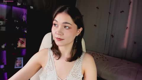 mistylovia online show from March 14, 10:08 am