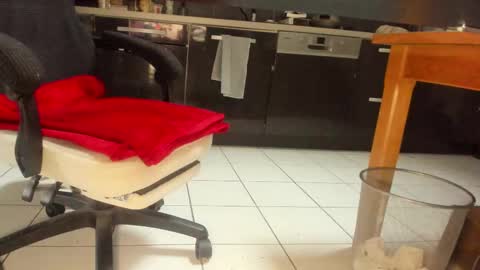 MitchellBWC online show from October 27, 8:36 am