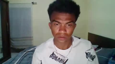 Snapshot of mixedboy_sexy chatting on October 21, 7:06 pm mixedboy_sexy online show from October 21, 7:06 pm