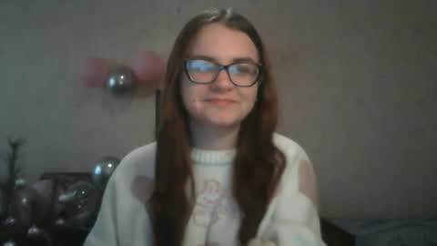 Snapshot of miyabe chatting on February 16, 7:04 am Milana online show from February 16, 7:04 am