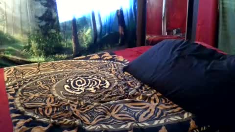 mizziijaie online show from July 18, 1:18 am