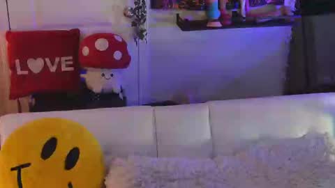 Hera  Tethra Bathtub stream  20k followers  Ask about our custom videos3 online show from February 26, 4:05 pm