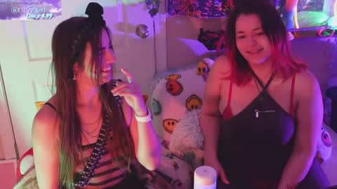 Hera  Tethra Bathtub stream  20k followers  Ask about our custom videos3 online show from January 25, 2:47 pm