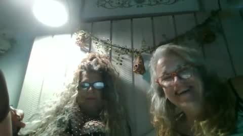 mjloveme7 online show from September 25, 4:08 am