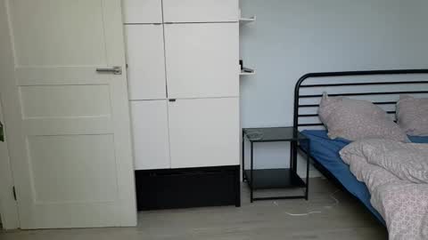 mmminnie online show from October 16, 10:15 am