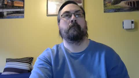 Snapshot of mmr45 chatting on February 9, 5:33 pm mmr45 online show from February 9, 5:33 pm