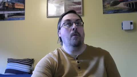 Snapshot of mmr45 chatting on March 8, 12:11 am mmr45 online show from March 8, 12:11 am