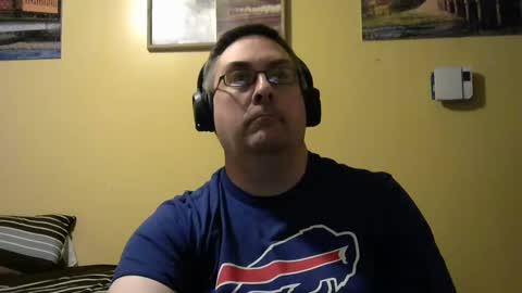 Snapshot of mmr45 chatting on October 6, 3:46 am mmr45 online show from October 6, 3:46 am