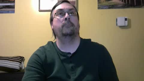 Snapshot of mmr45 chatting on March 10, 3:56 am mmr45 online show from March 10, 3:56 am