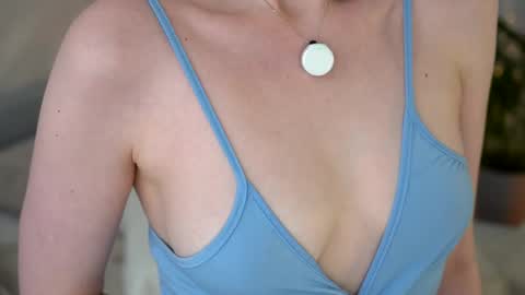 moan_elisa online show from April 30, 4:06 am